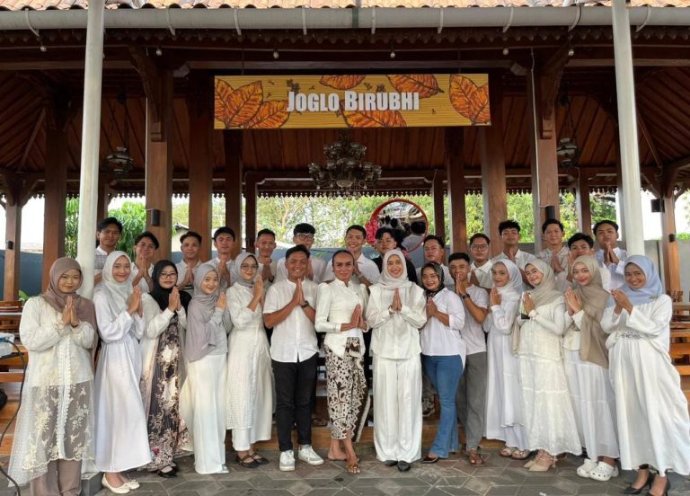 Pererat Silaturahmi, Paguyuban Nok Nang Dermayu Gelar “Welas Asih” dan Perkuat Visi Religius Indramayu