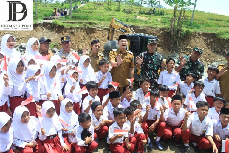 Sinergi TNI dan Pemda, Jembatan Garuda TNI Dibangun untuk Warga Lemahsugih.