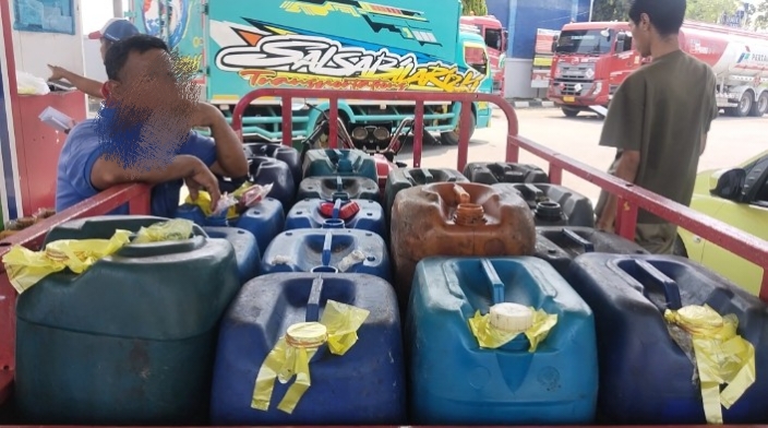 Surat Rekom BBM Subsidi Diskanla Diduga Disalahgunakan, Oknum Diduga “Timbun” Solar dari SPBU